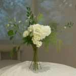 Elegant white simulated bouquet - Image 3