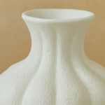 Suyun relief ceramic vase - Image 2
