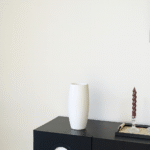 Plain white ceramic vase - Image 2